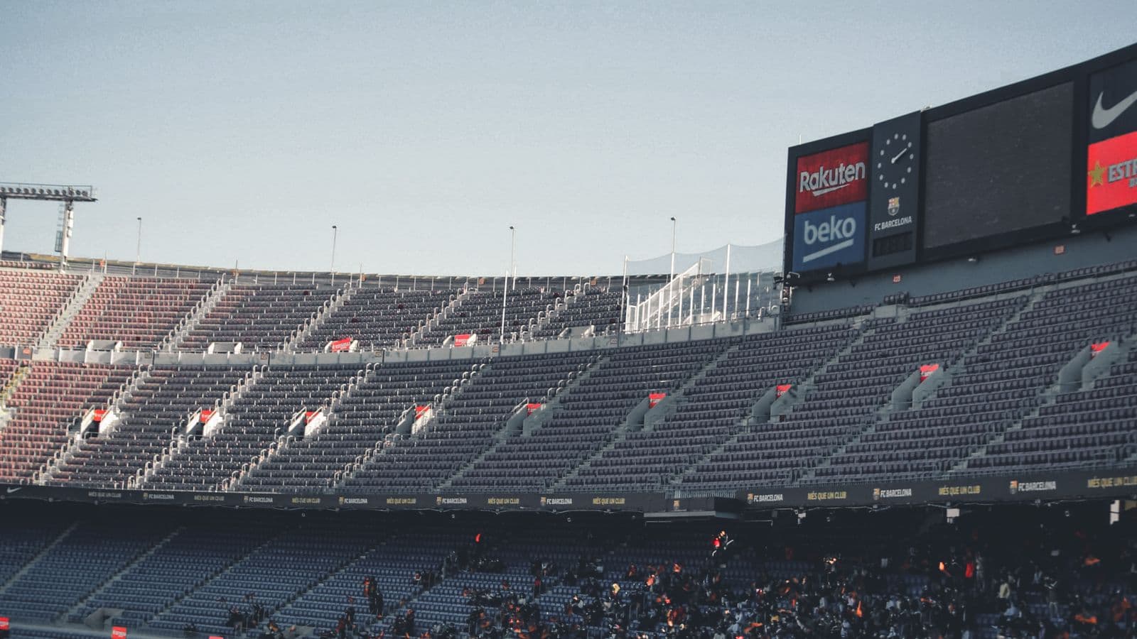 Vue aérienne des gradins d'un grand stade
